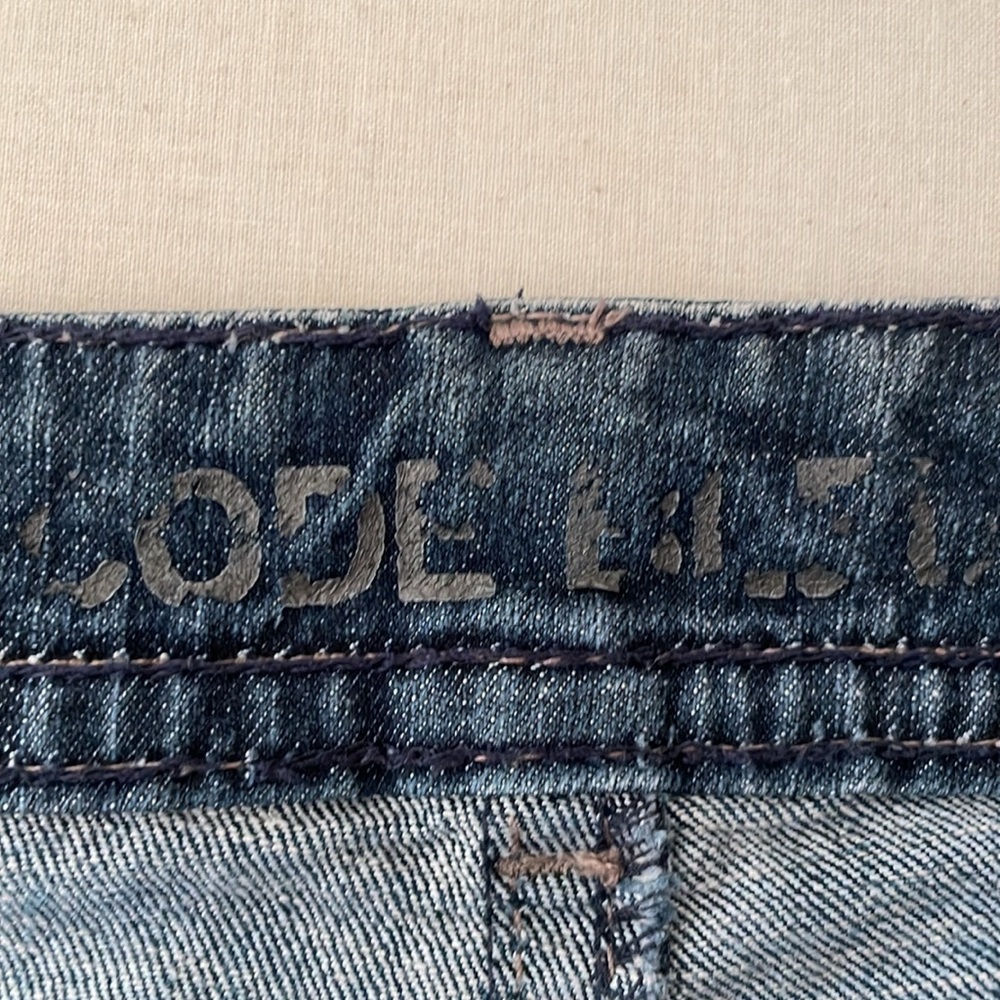 Code Bleu Jeans - Picture 5 of 6